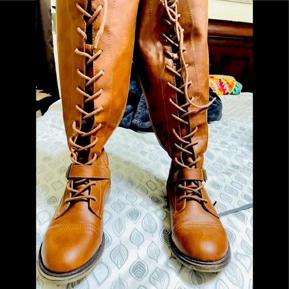 Shoes Brown Tied Up Boots Size 65 W Poshmark